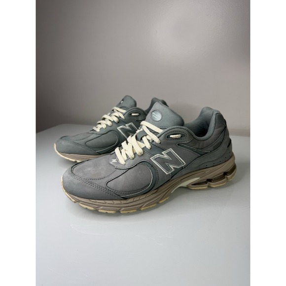 New Balance 2002R X Kith Pistachio Running Shoes Sneakers Size 10.5 - Picture 1 of 12